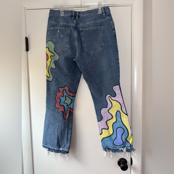 We The Free Button Fly Boot Cut Distressed Jeans Painted Swirls Raw Hem Size 31 - Picture 6 of 8